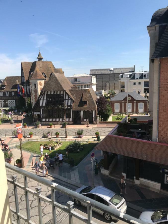 Le Coeur De Deauville - 2 Pieces Design En Hypercentre De 多维尔 外观 照片